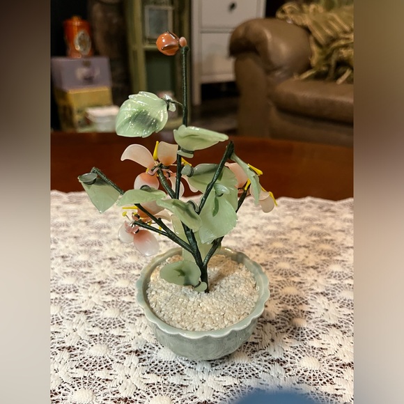 Mini Jade and Rose Quartz tree - Picture 3 of 11